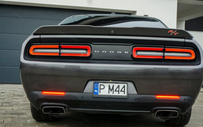 Dodge Challenger cena 129990 przebieg: 101000, rok produkcji 2019 z Czarnków małe 172